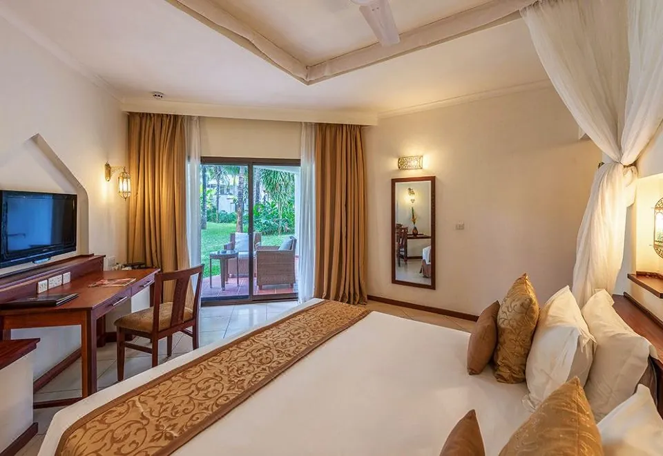 Sea Cliff Resort & Spa