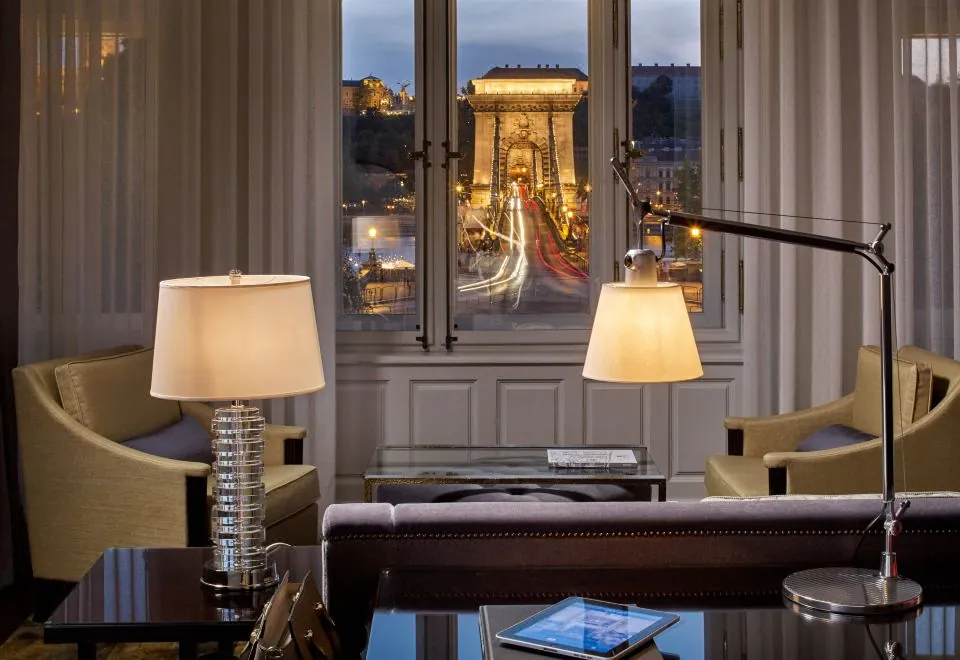 Four Seasons Hotel Gresham Palace Budapest