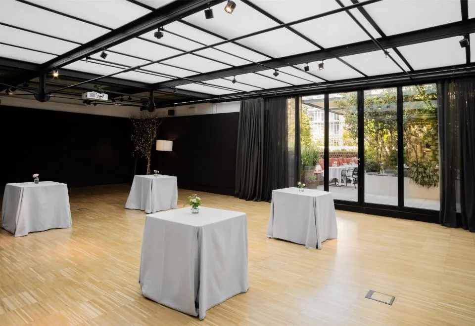 Alexandra Barcelona Hotel, Curio Collection by Hilton