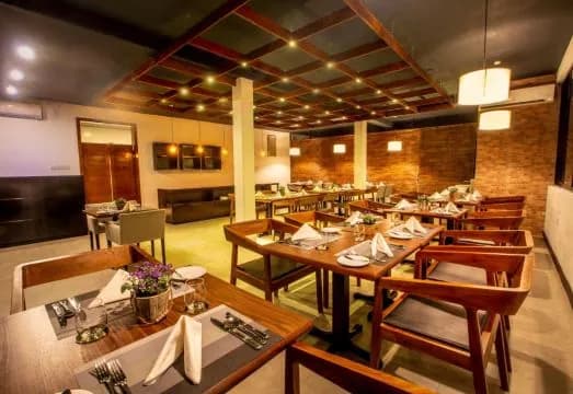 Sevana City Hotel