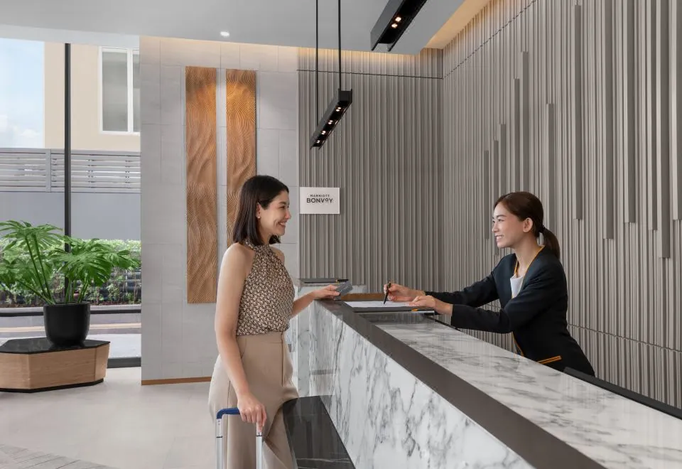 Courtyard Bangkok Sukhumvit 20