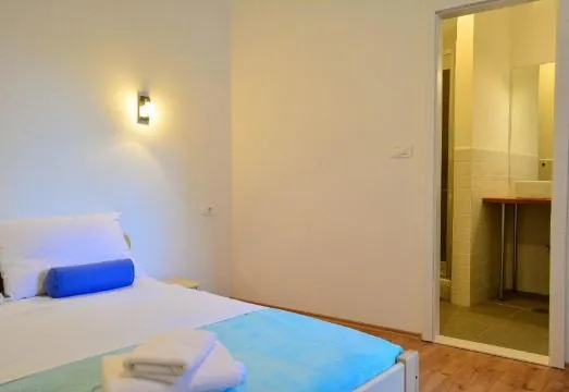 Golden B&B