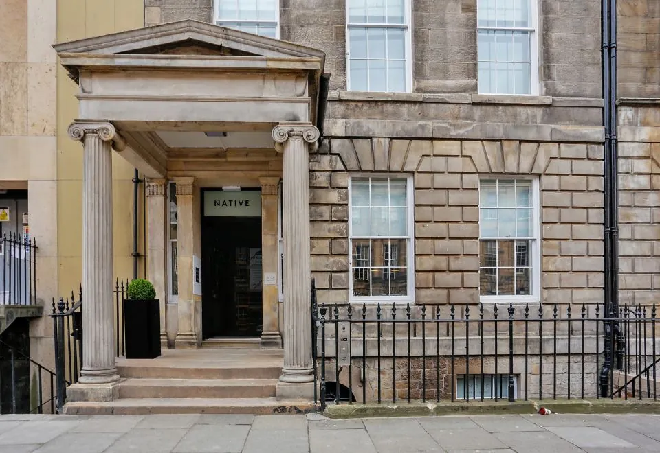 Heeton Concept Aparthotel Edinburgh Queen Street