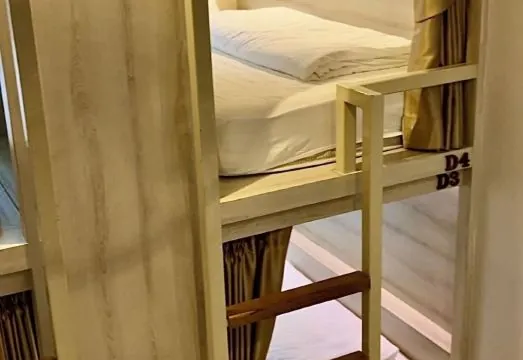 Mariya Lady Hostel at Suvarnabhumi Airport - Female Only