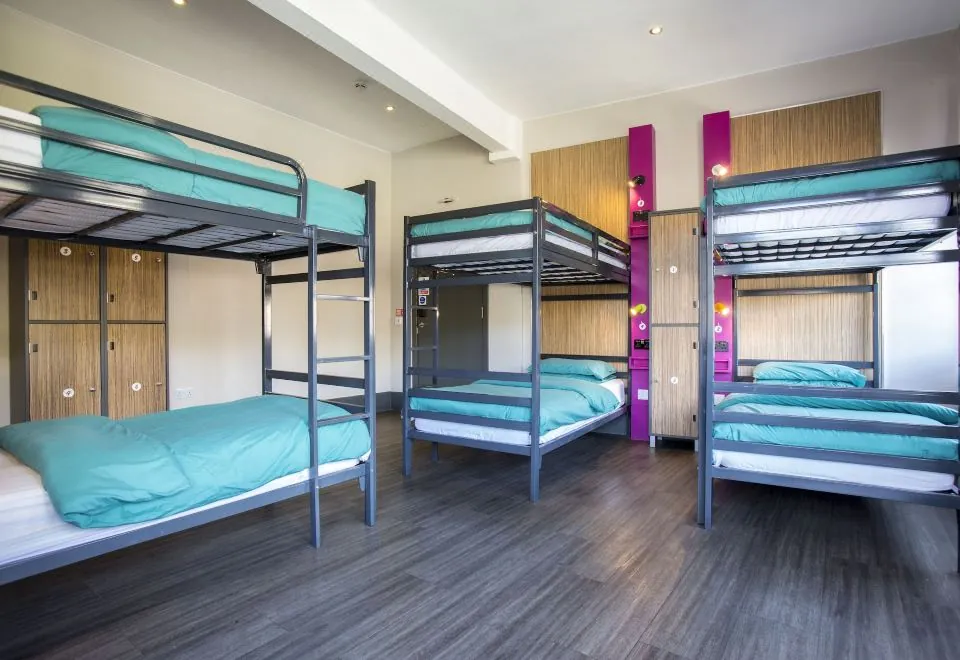 Kick Ass Greyfriars - Adults Only - Hostel