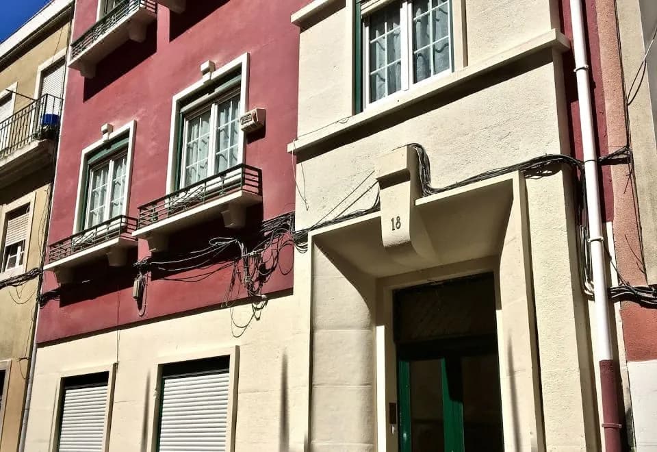 Hola Lisbon Suites