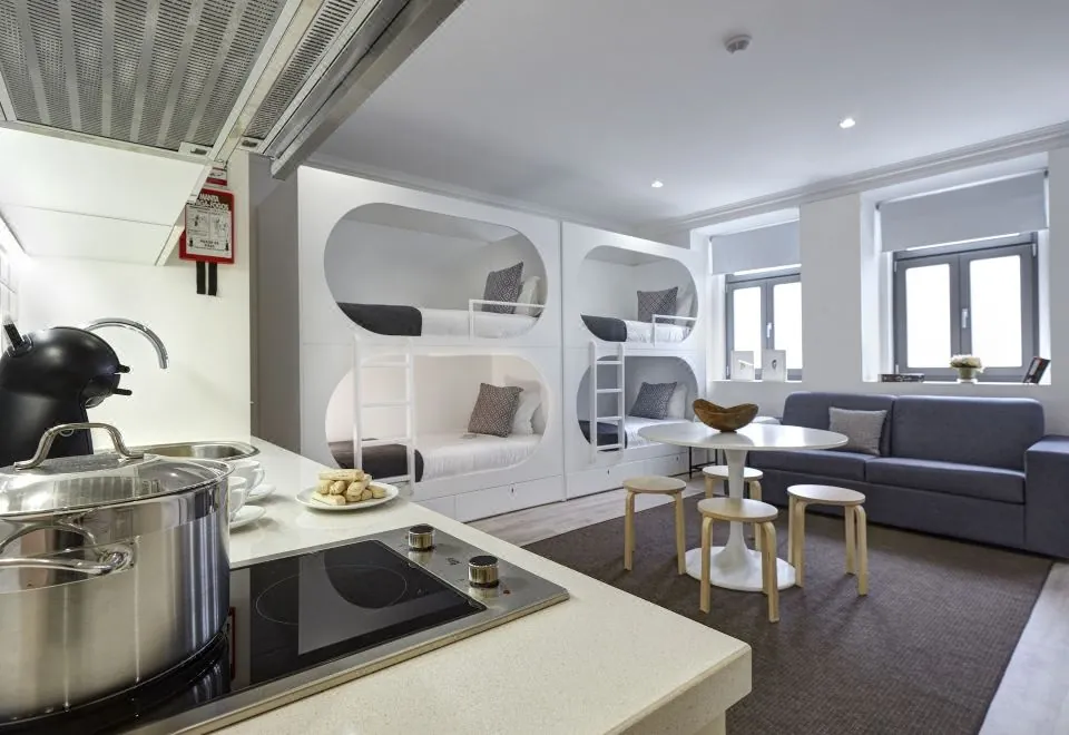 Porto Downtown Lovers Suites: Bombarda 451