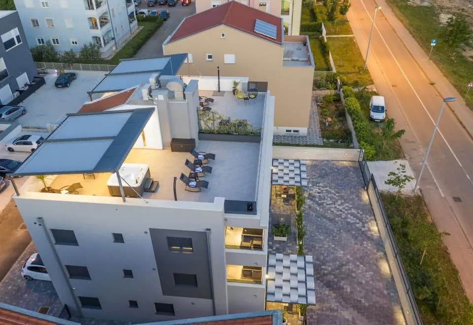 Luxury Majpruz Suites