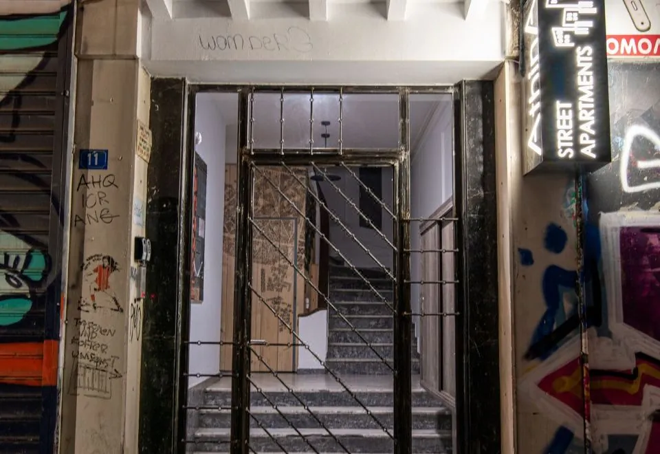 AthinA STREETAPARTMENTS