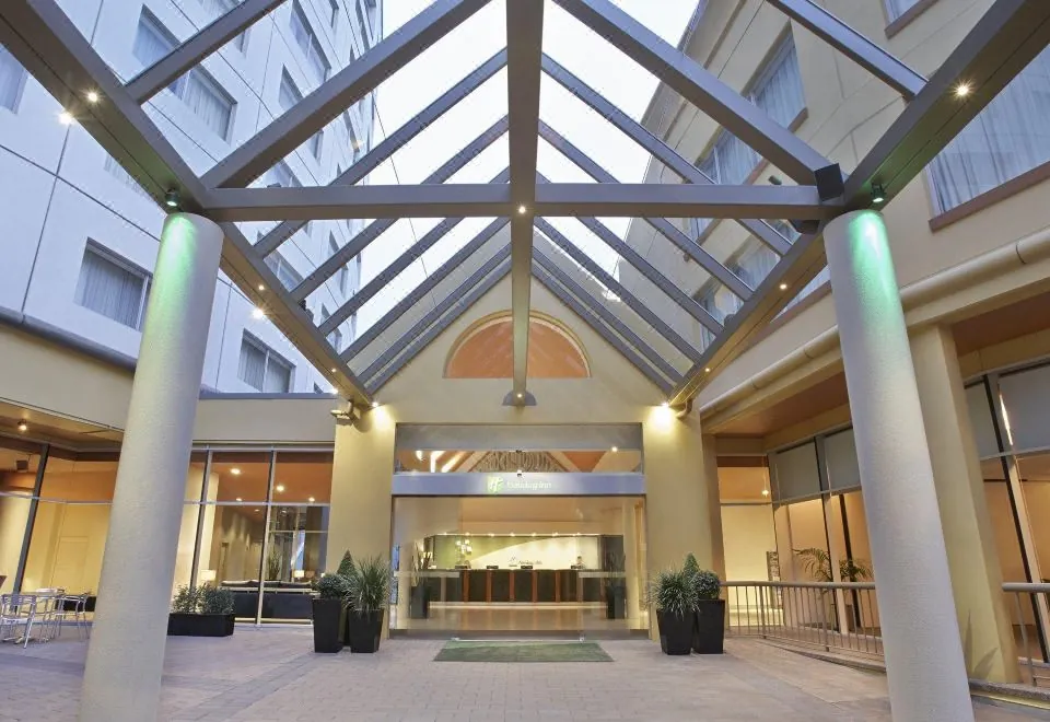 Holiday Inn Potts Point-Sydney, an IHG Hotel