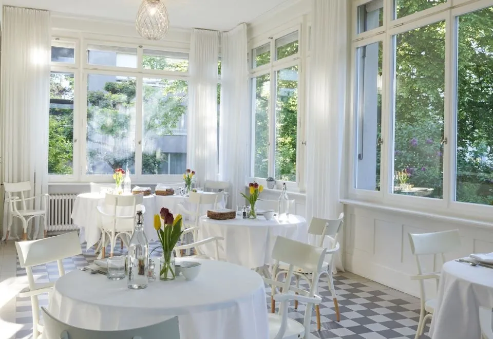 Signau House & Garden