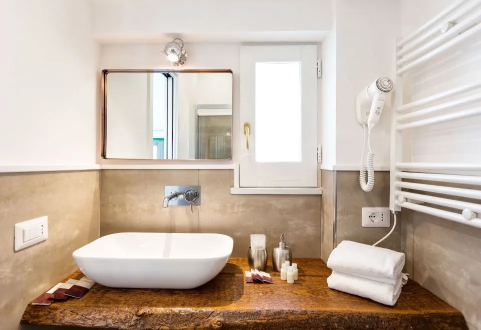 Boutique Suites 186