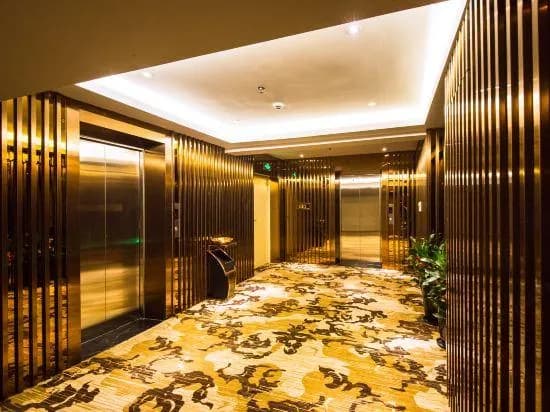 Haofeng Yazhi Hotel (Shanghai International Tourist Resort Tangzhen Metro Station)