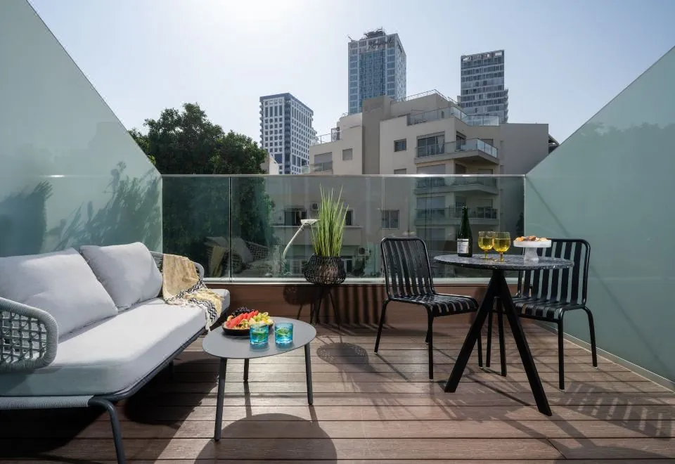 By14 TLV Hotel