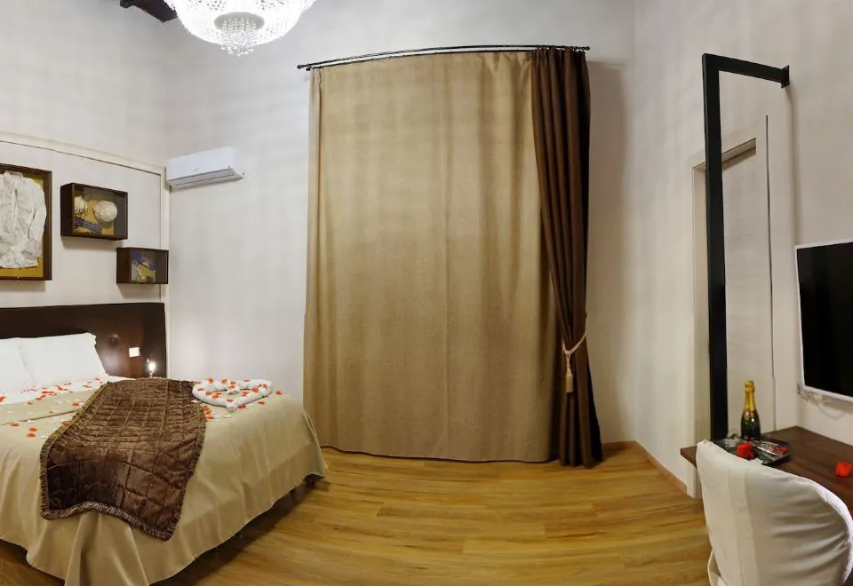 Duomo Luxury Suites