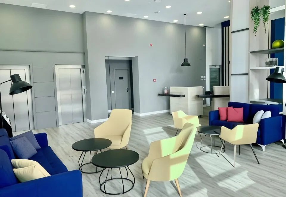 Holiday Inn Express Ciudad de las Ciencias, an IHG Hotel