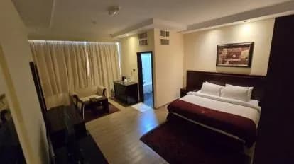 Trianon Hotel