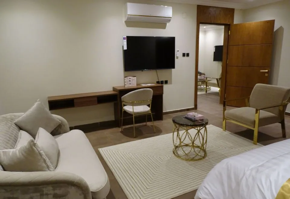 Comfort Inn Al Taawon Family Only