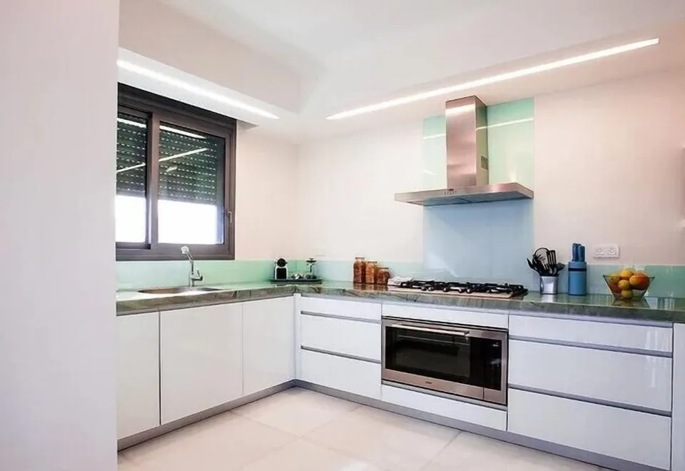Tel Aviv Home