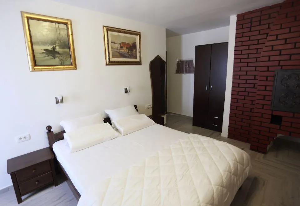Golden Gate Dream Rooms