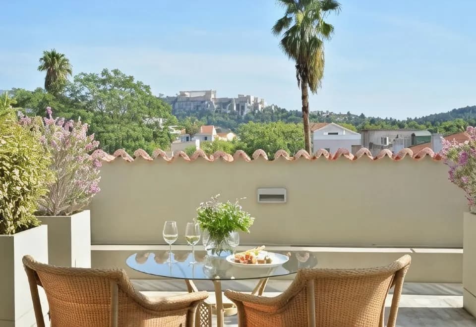 Athenaeum Eridanus Luxury Hotel