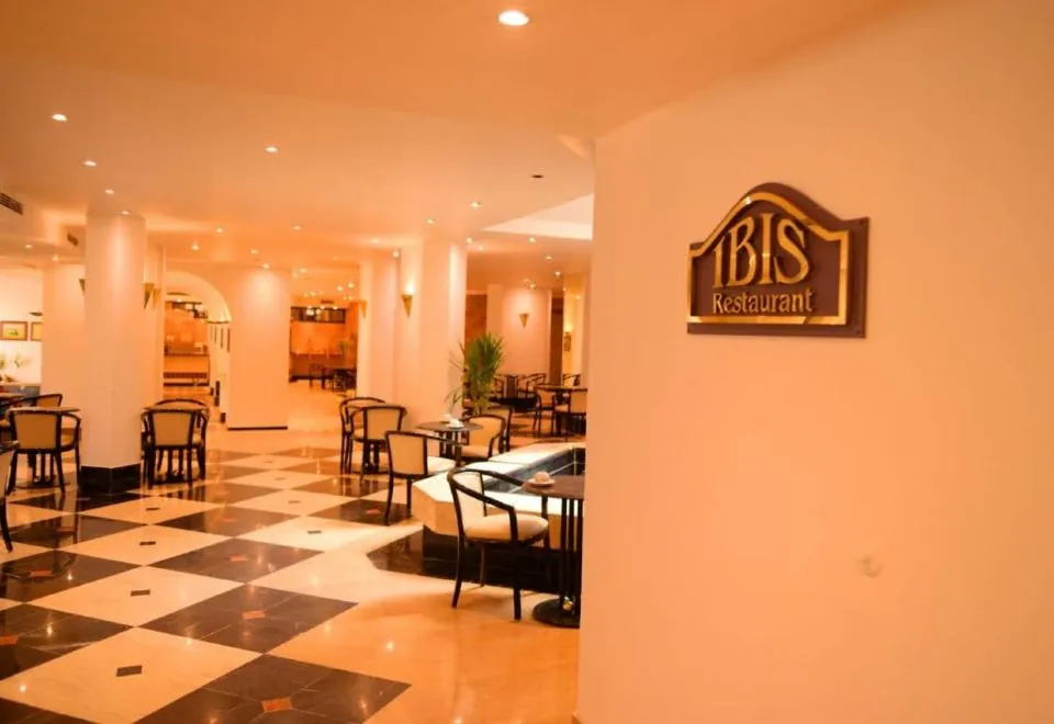 Cleopatra Hotel