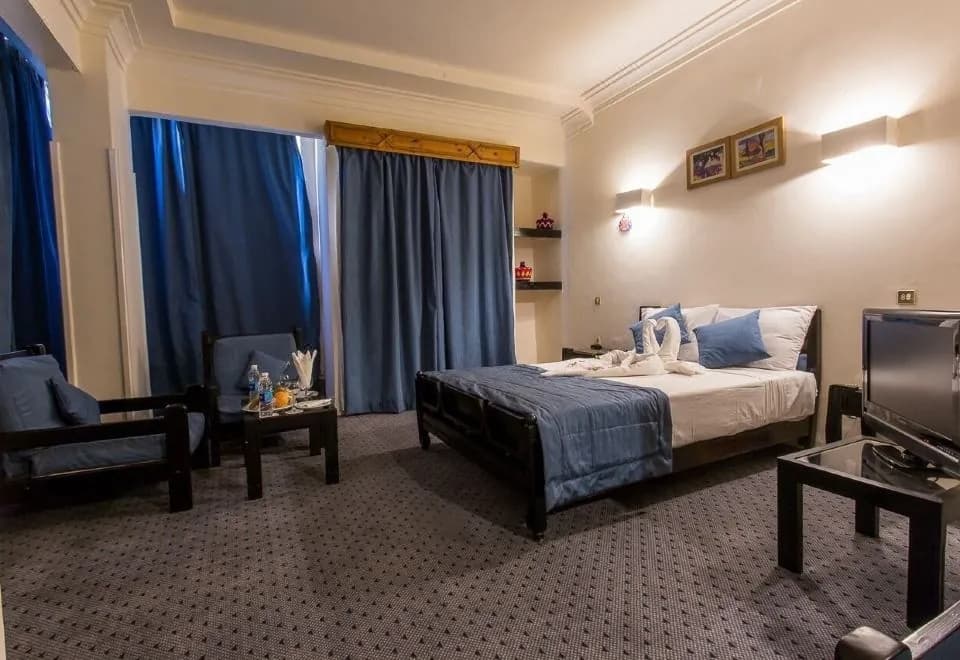 Cleopatra Hotel