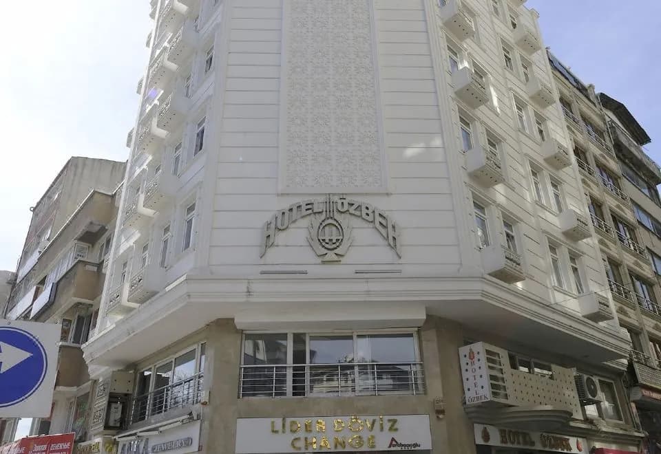 Hotel Ozbek