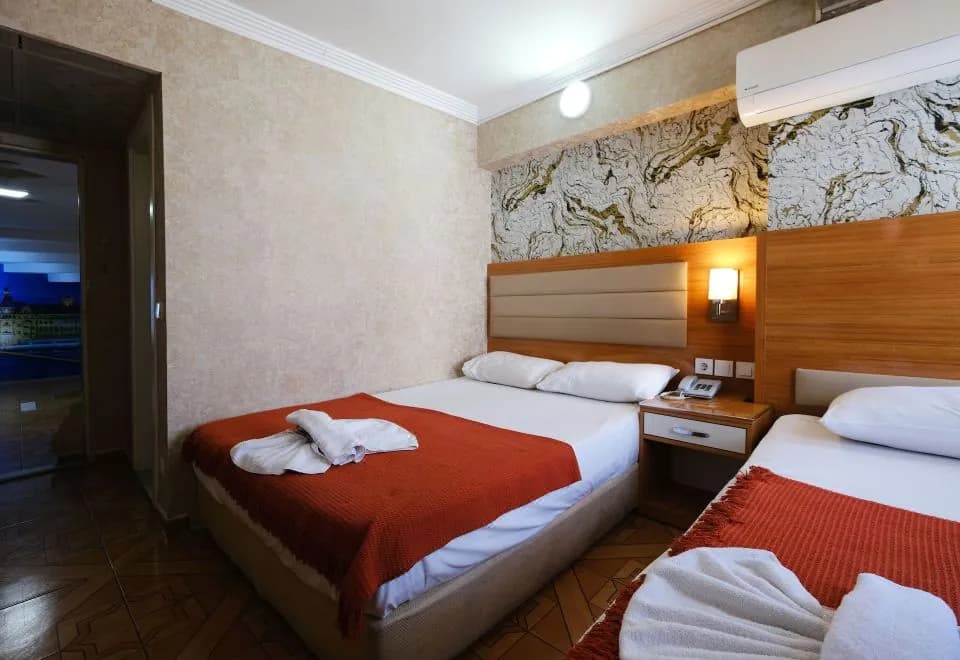 Hotel Ozbek