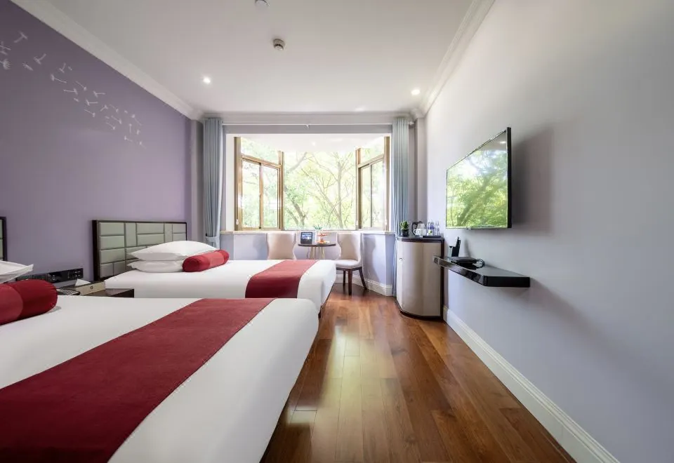 Xiangyang Hotel Shangqin Boutique Hotel Jing'an Temple Subway Station Branch)