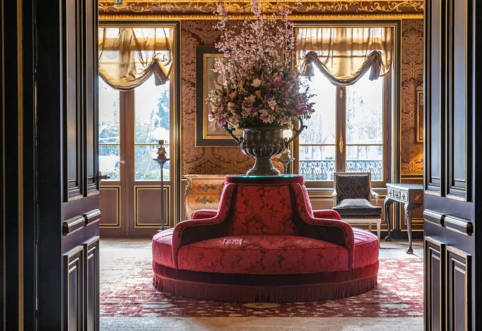 La Réserve Paris Hotel & Spa