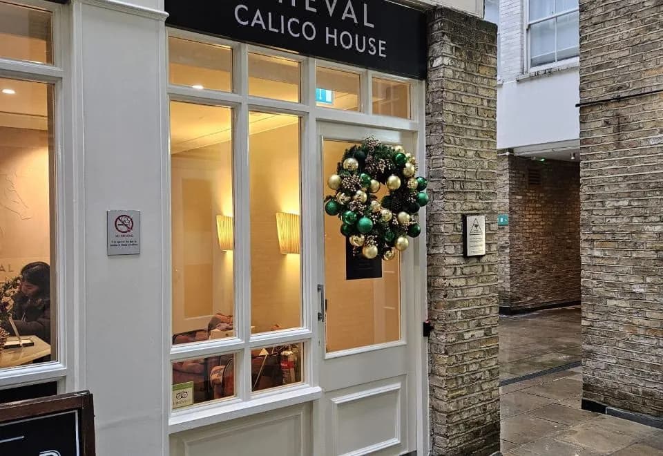 Cheval Calico House