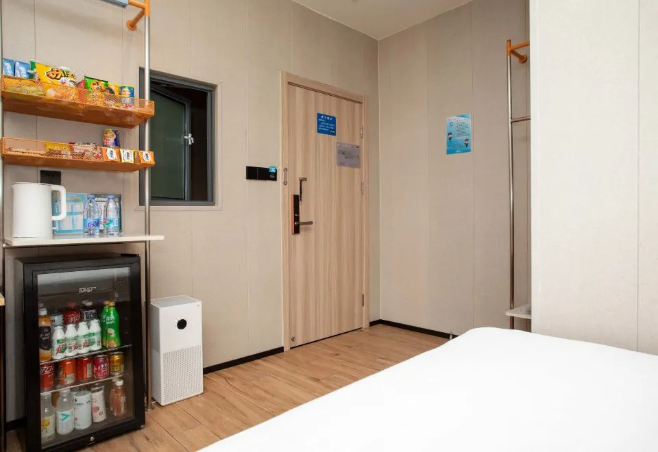 Maiju Hotel