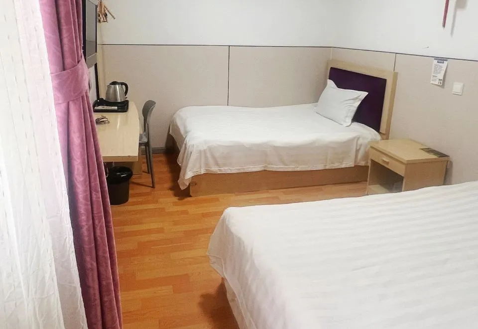 Yimeng Business Hotel Shanghai (Pudongnan Road Subway Station Branch)