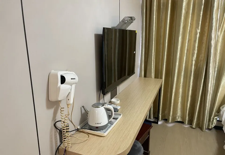 Yakelai Hostel