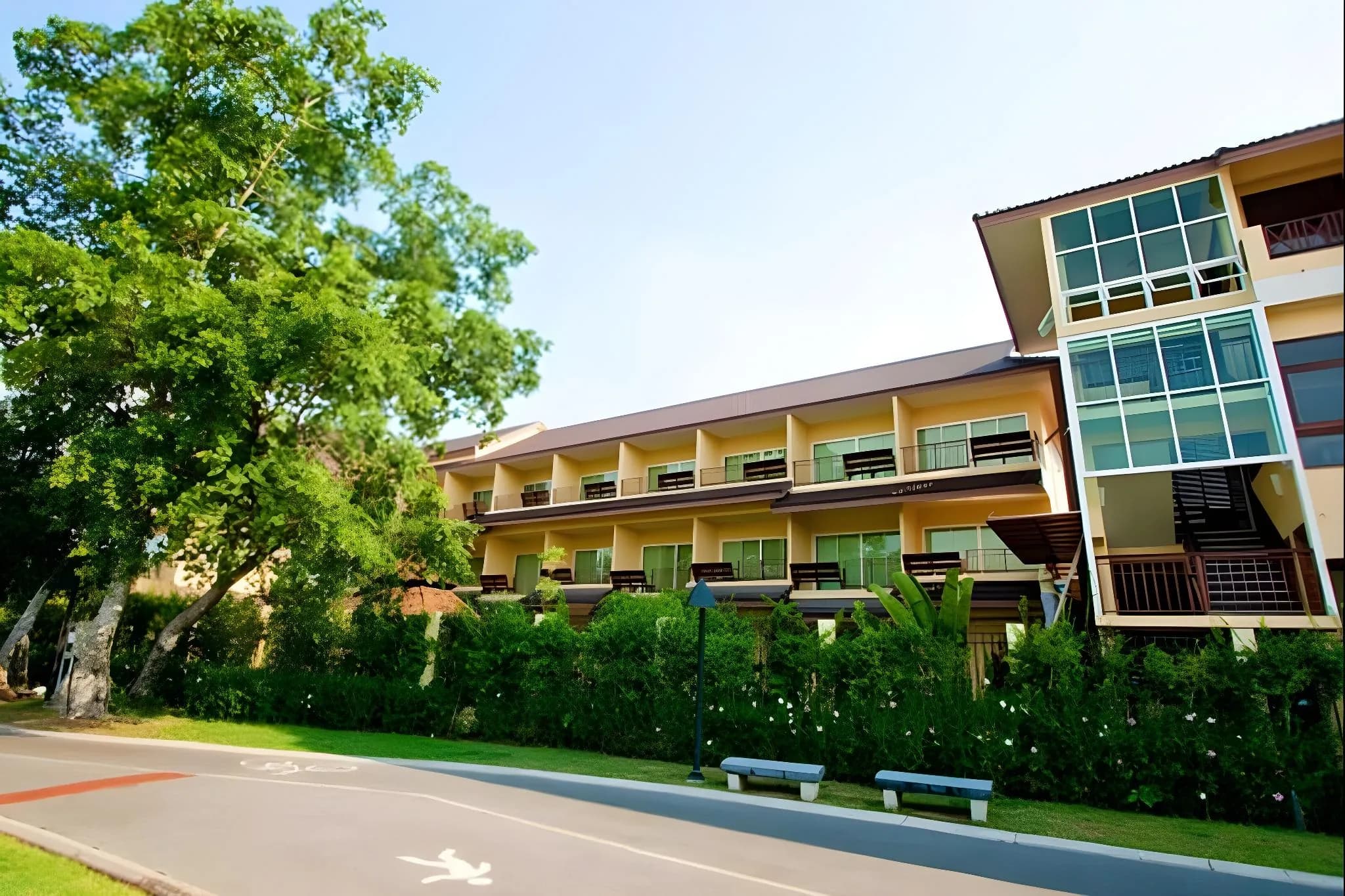 Suphan Lake Hometel