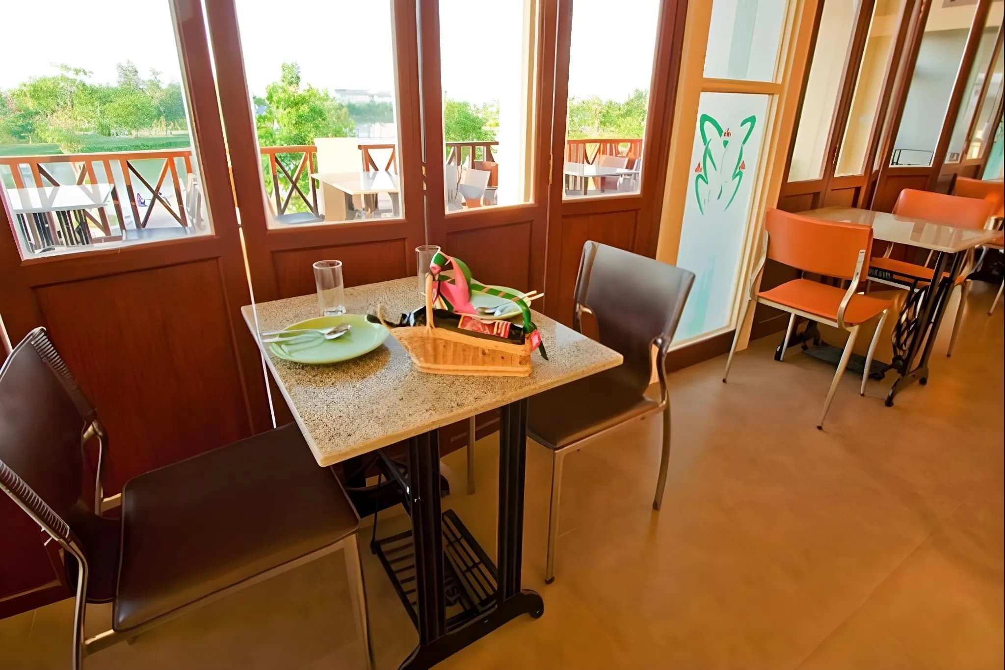 Suphan Lake Hometel
