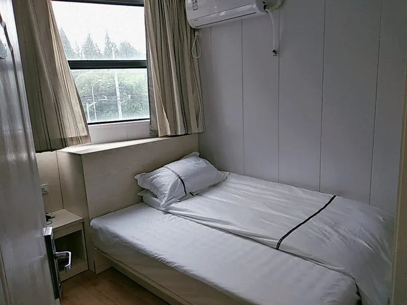 Xiangfu Hostel (Shanghai Guoding Road)