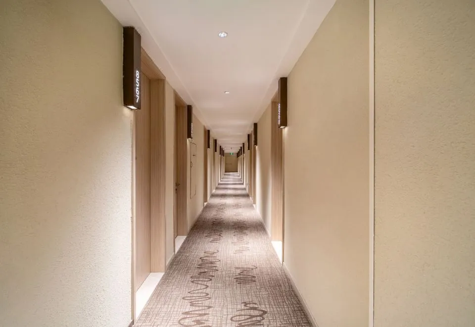 Hanting Hotel (Shanghai Lujiazui Dongfang Road)
