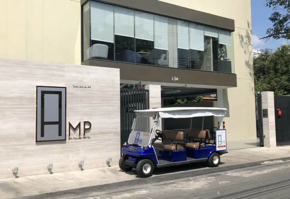 Amp am House Bangkok Hotel