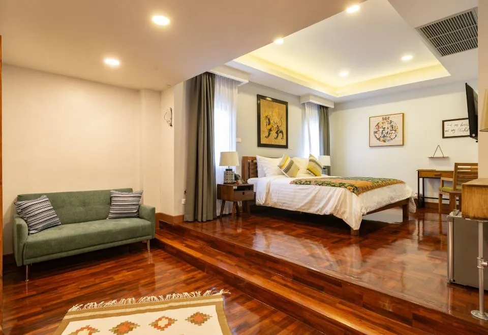 Maneeya Park Residence
