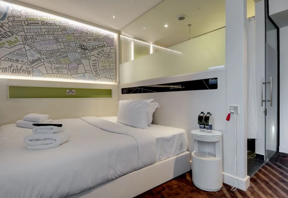 Hub by Premier InnLondon Tower Bridge