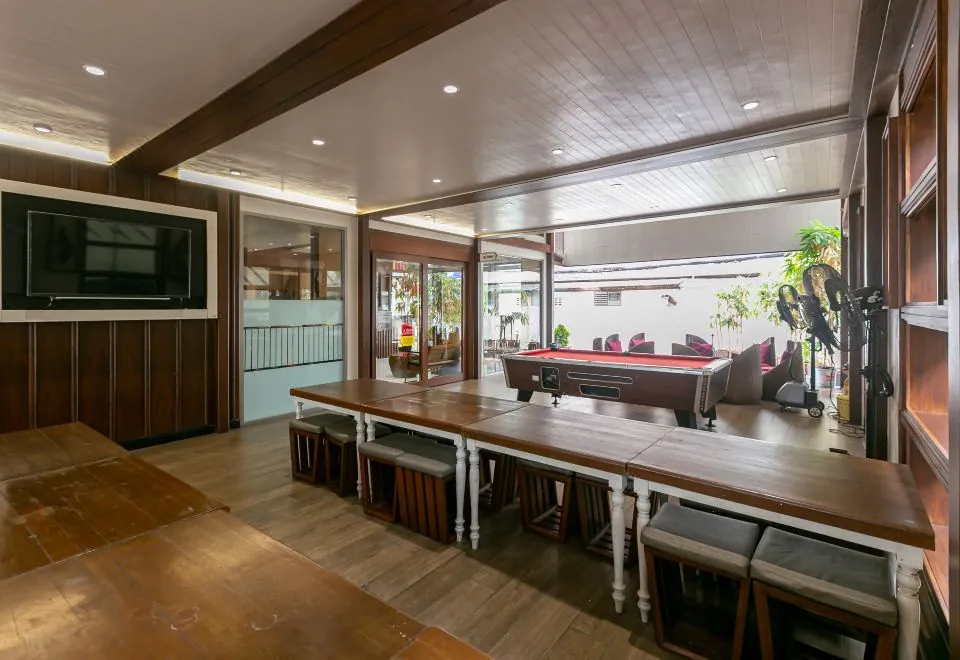 A Room Bangkok Sathorn