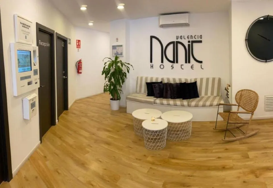 Nanit Valencia Hostel