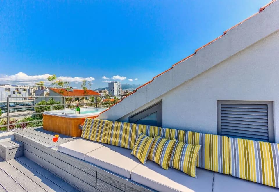Bel Residence
