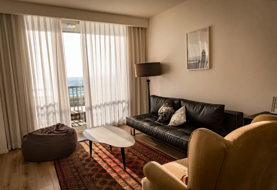 Sea Hotel