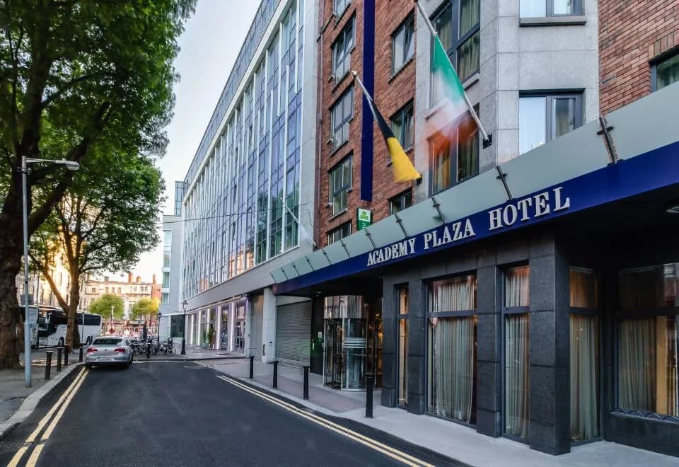 Academy Plaza Hotel