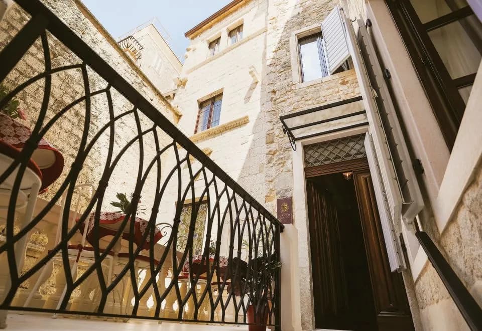 Heritage Hotel Cardo