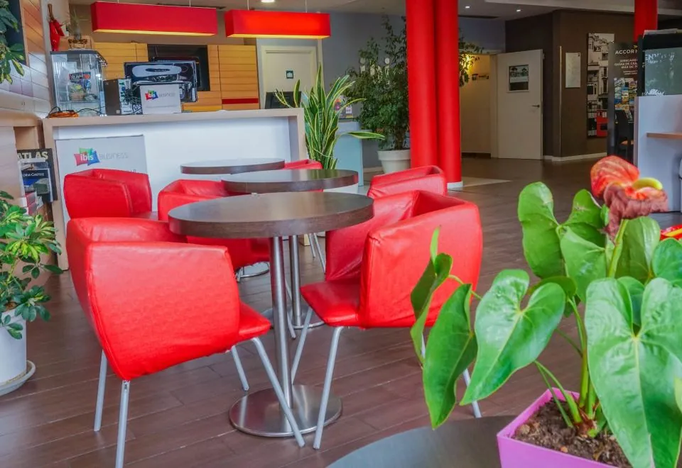 Ibis Girona