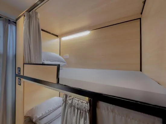 Qianmo Youth Hostel (Shanghai Yuyuan Xintiandi)